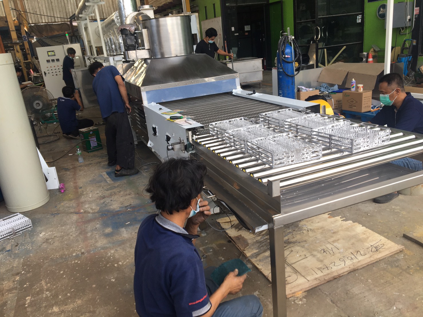 ทีมงานผลิตเตาอบ C.I.Engineering.Co.,Ltd.